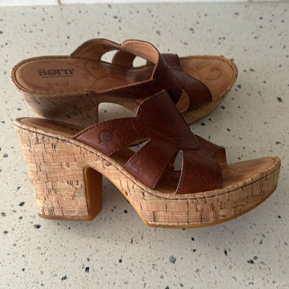 Born Women's Brown Leather Slip On Open Toe Sandals Block Heels Platform Size 9 - Picture 12 of 12